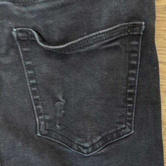 Women's Black Jeans - Picture 11 of 12